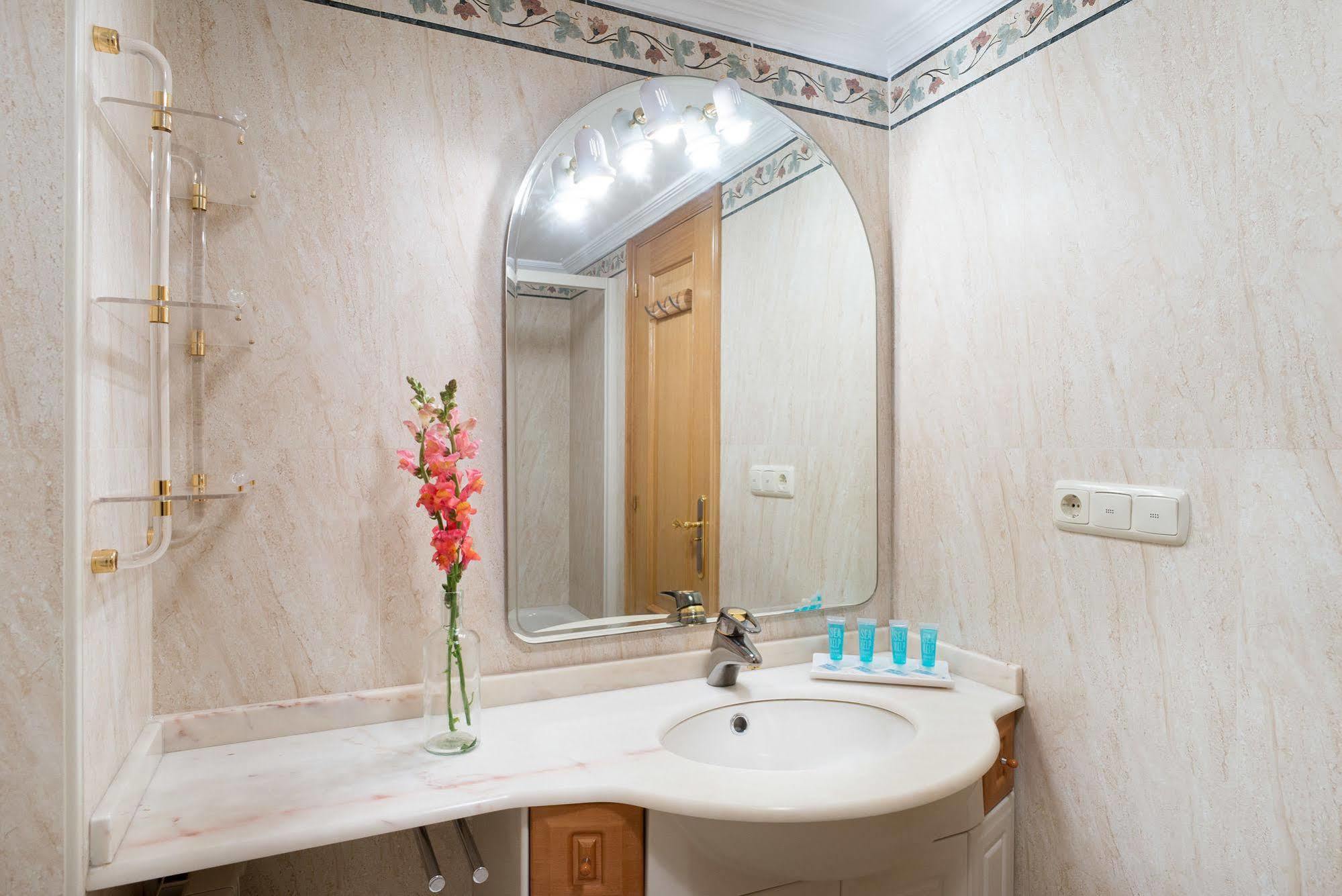Sanchez Toca - Ib. Apartments ซานเซบาสเตียน ภายนอก รูปภาพ